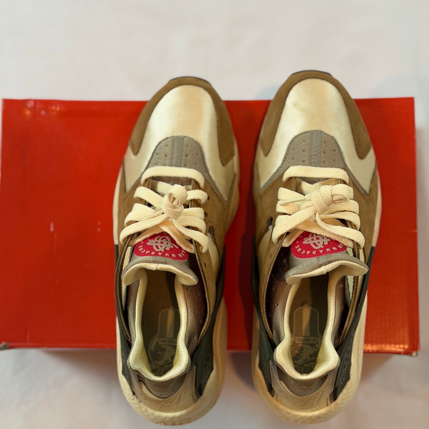 Nike Air Huarache Stussy Desert Oak (2021)(Pre-Owned)