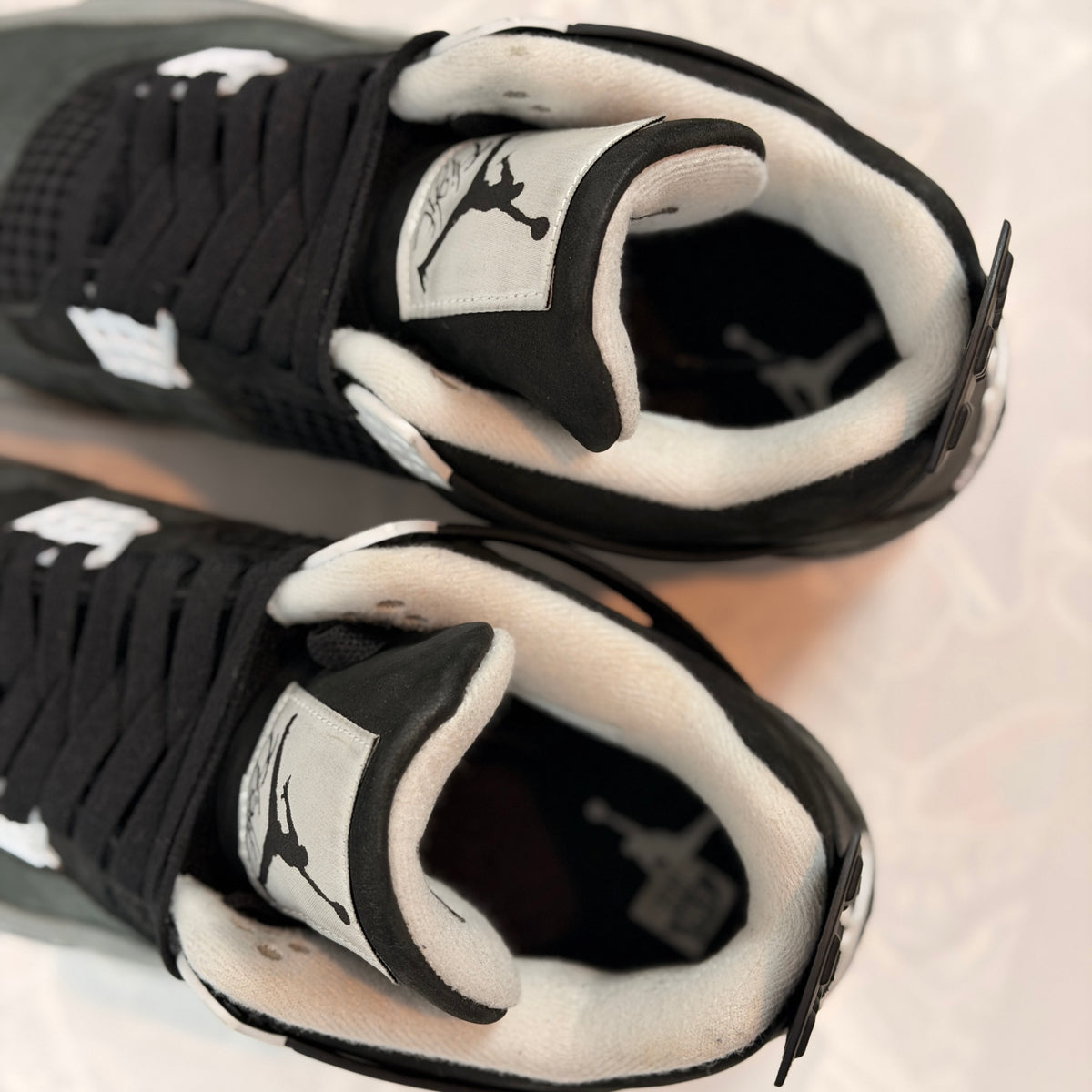 Jordan 4 Retro Fear (2024) (Pre-Owned with a replacement box)