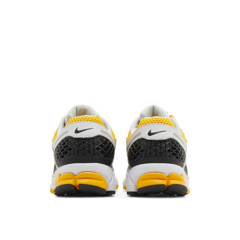Nike Vomero Photon Dust University Gold