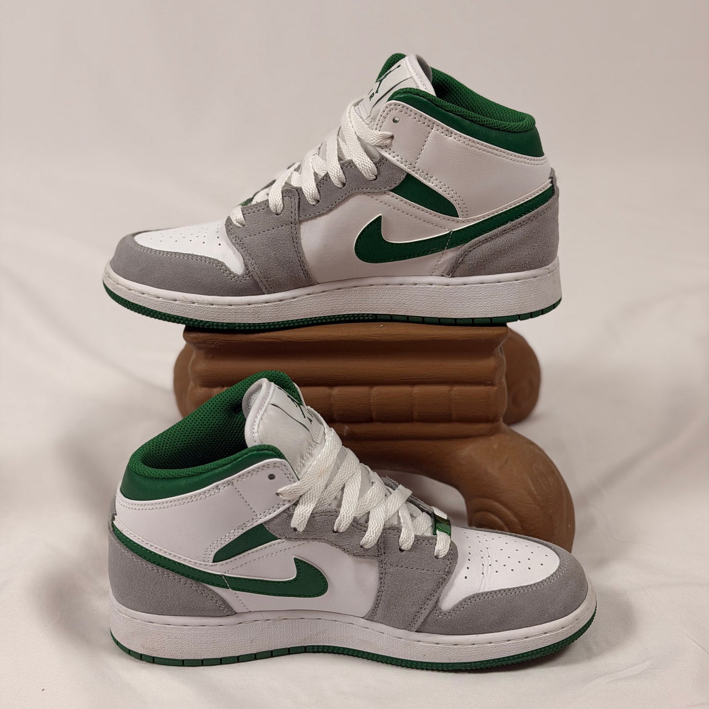 Jordan 1 Mid SE White Pine Green Smoke Grey (GS) (Pre-Owned)