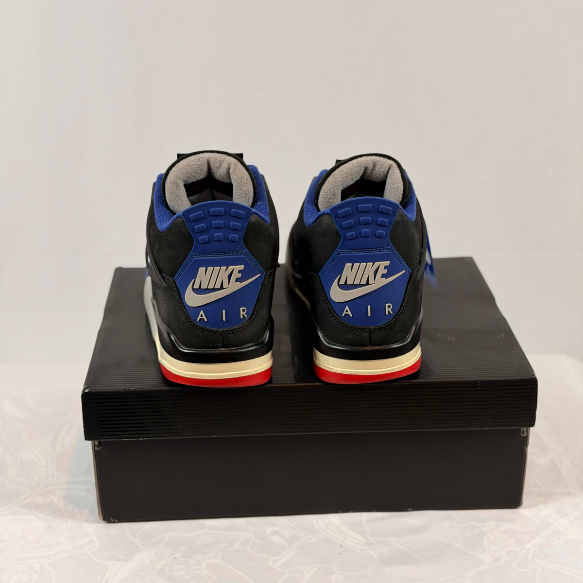 Jordan 4 Retro Rare Air (Gold lettering) (Pre-Owned)