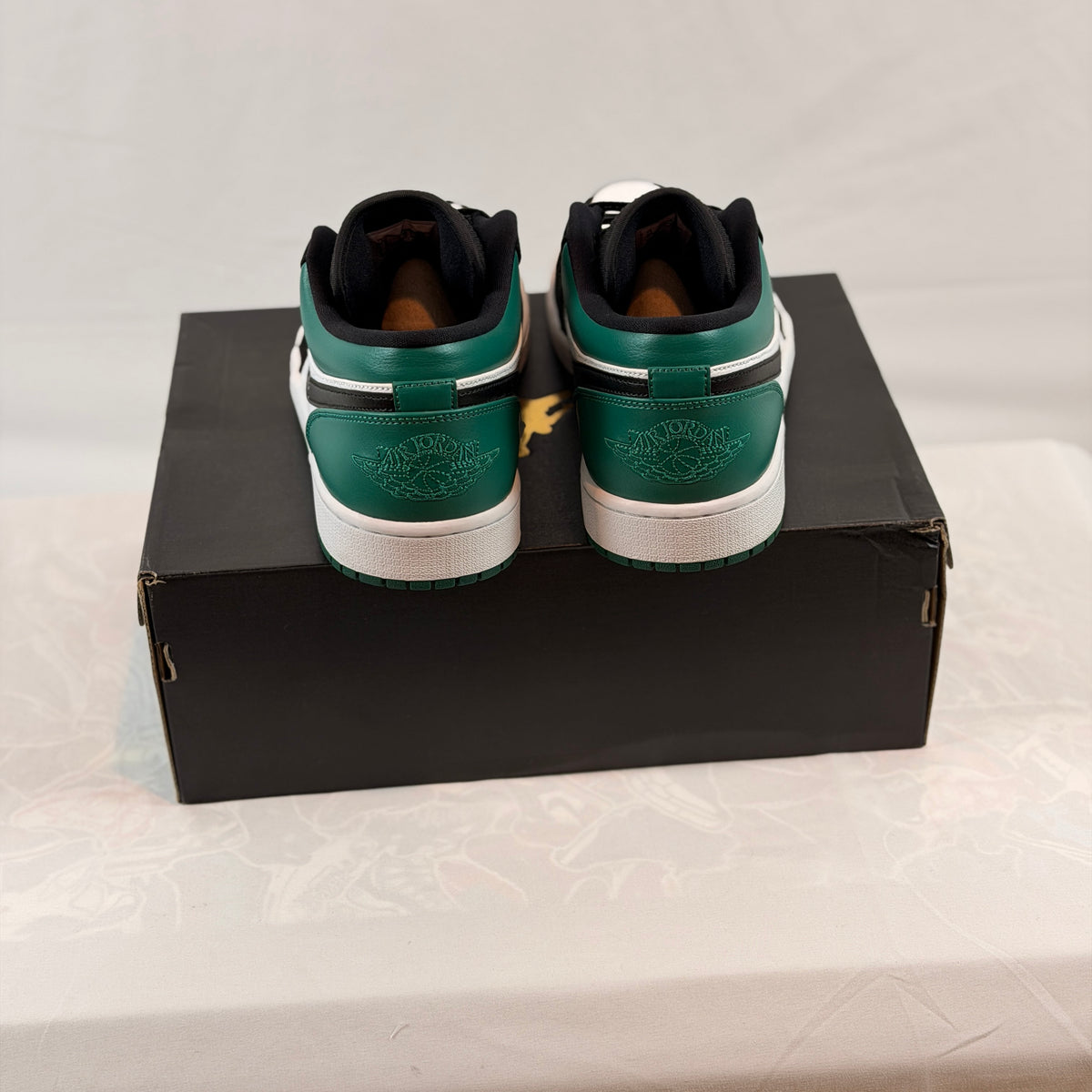Jordan 1 Low Mystic Green (Pre-Owned)