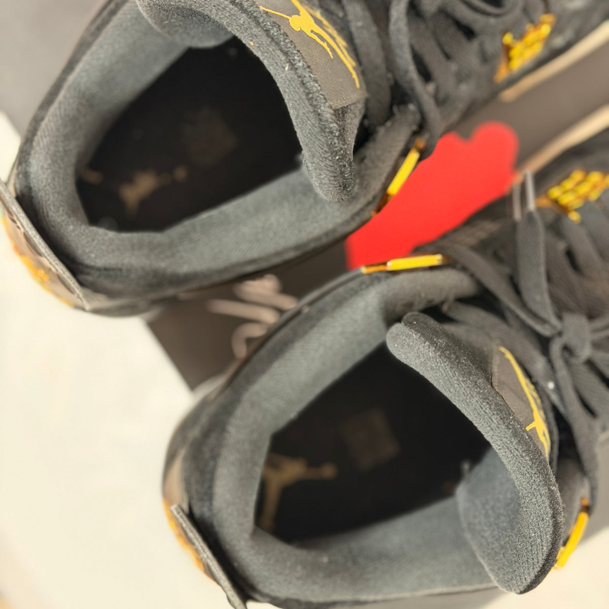 Jordan 4 Retro Royalty (Pre-Owned)