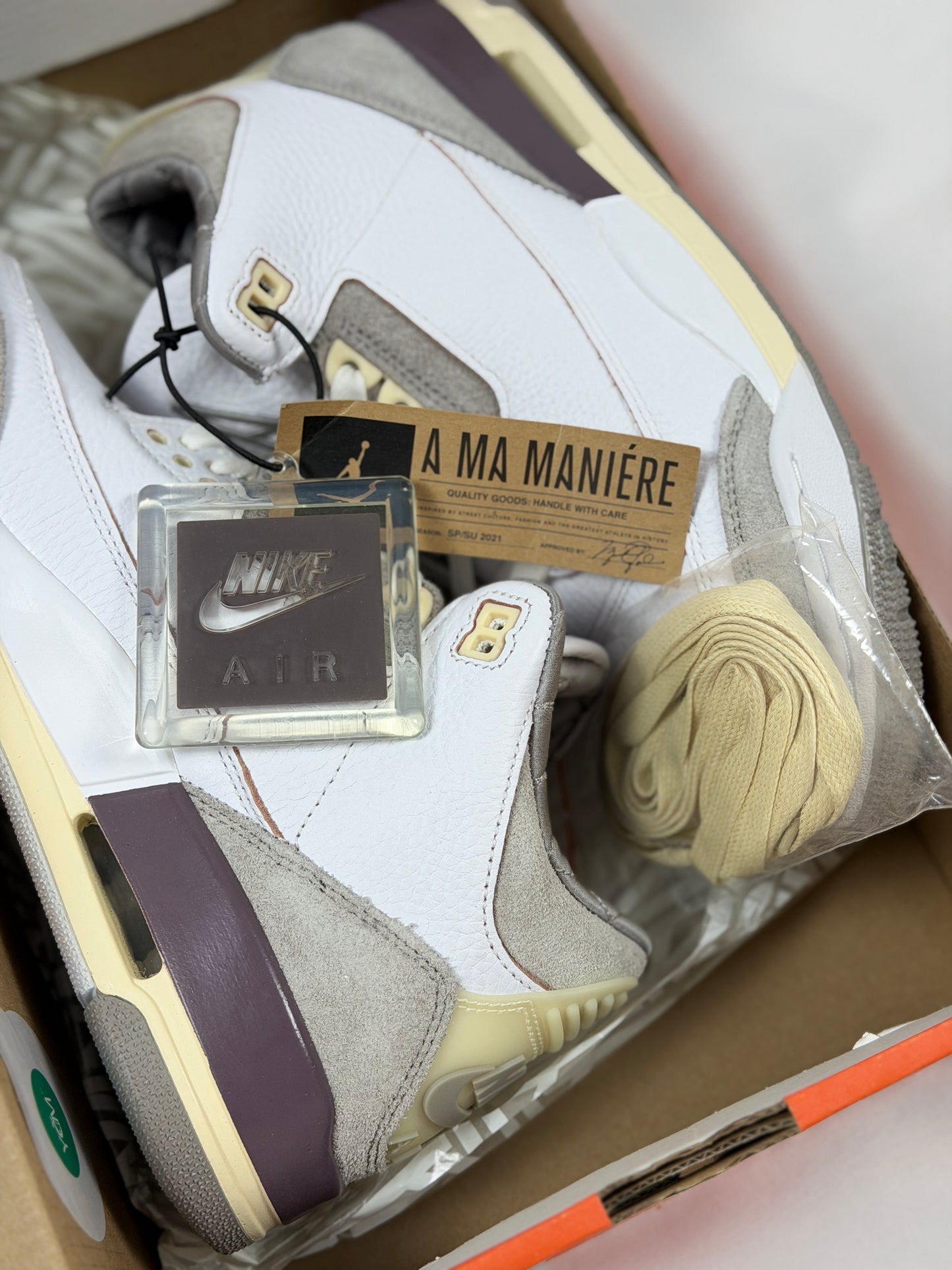 Jordan 3 Retro SP x A Ma Maniere White (Women’s) (New In B Grade Orange Nike Box)