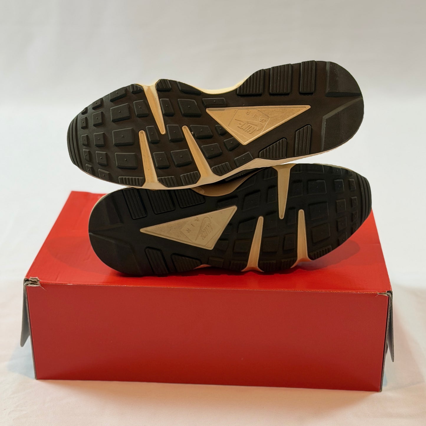 Nike Air Huarache Stussy Desert Oak (2021)(Pre-Owned)