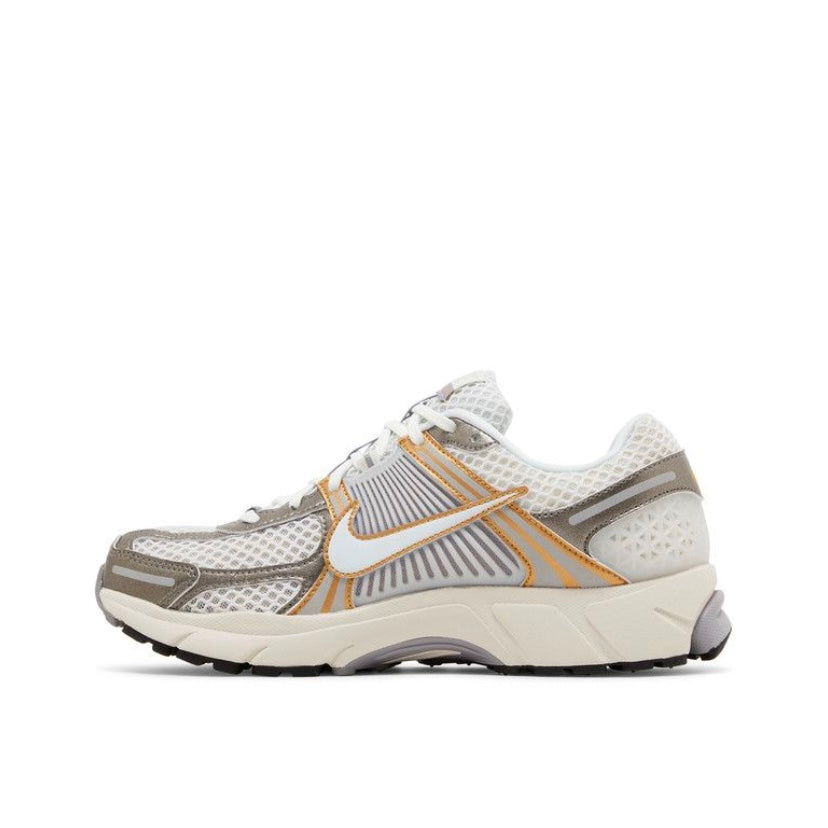 Nike Zoom Vomero White Gold