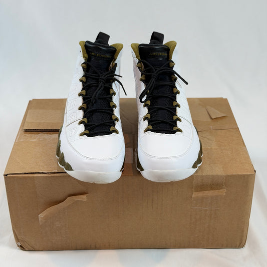 Jordan 9 Retro Statue (2015)