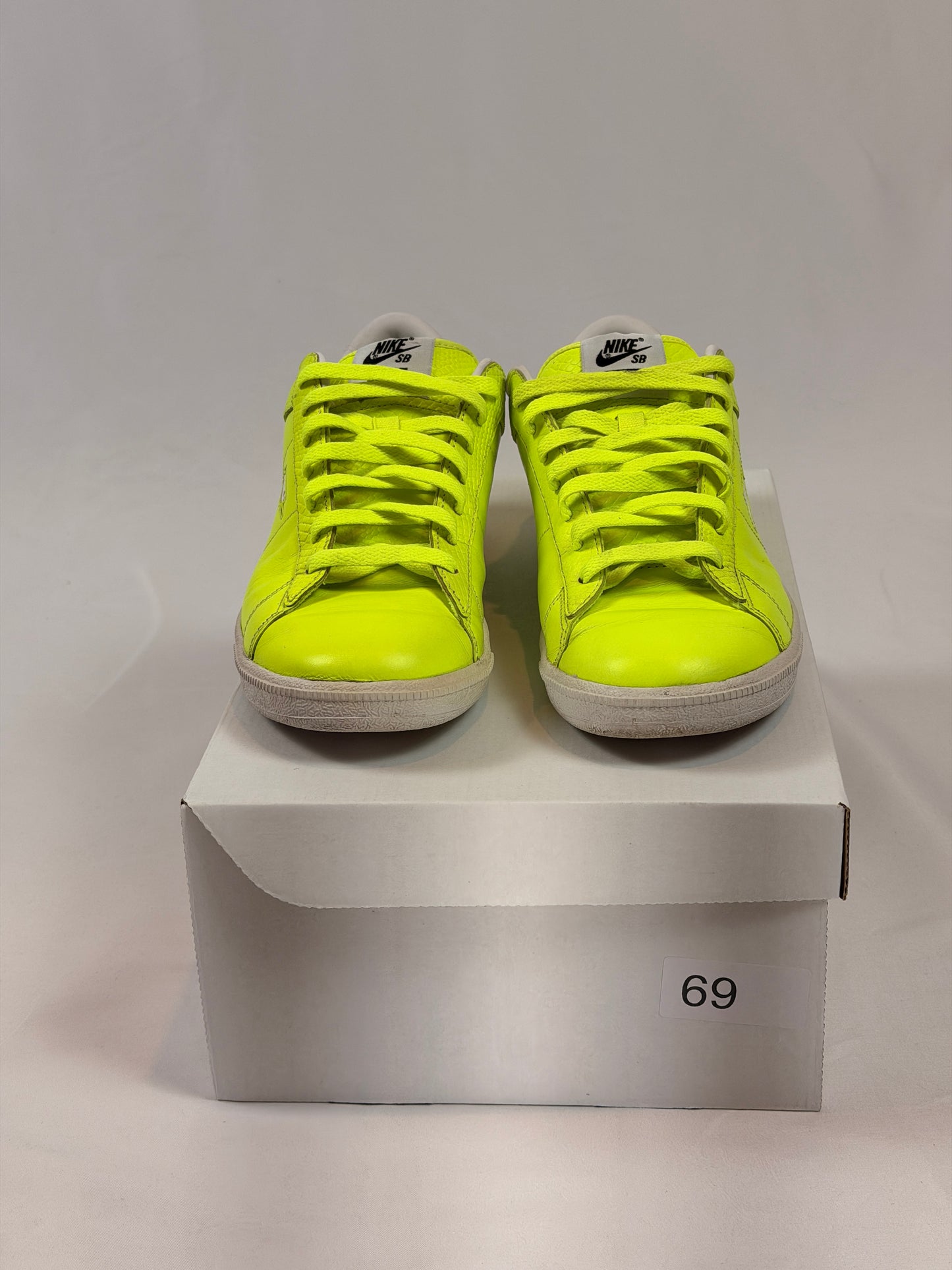 Nike SB Tennis Classic x Supreme Volt (2013) (Pre-Owned)