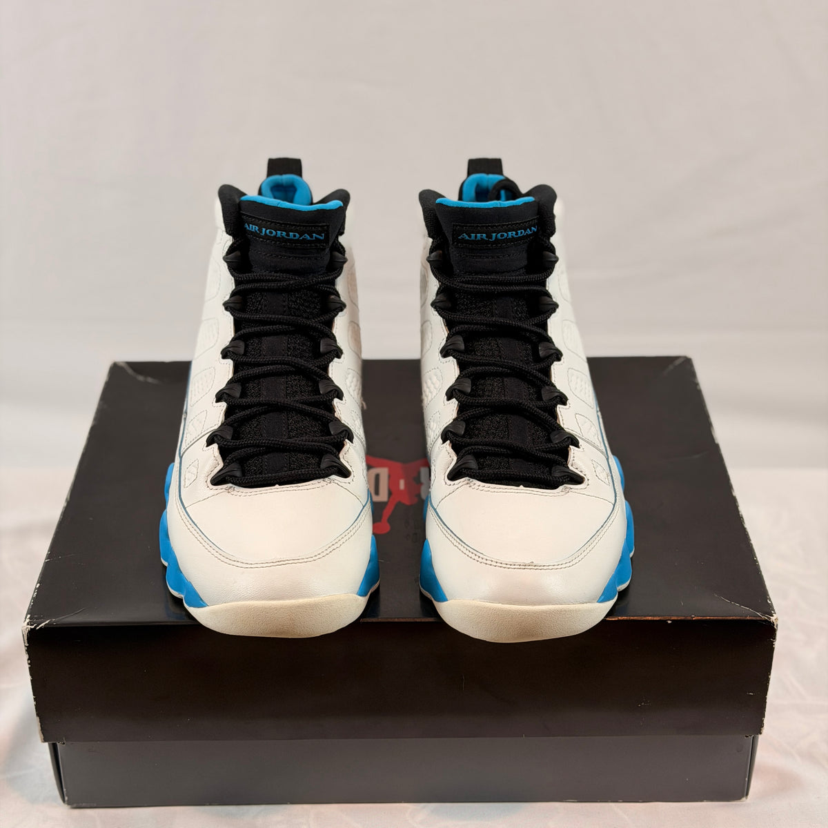 Jordan 9 Retro Powder Blue (Pre-Owned)