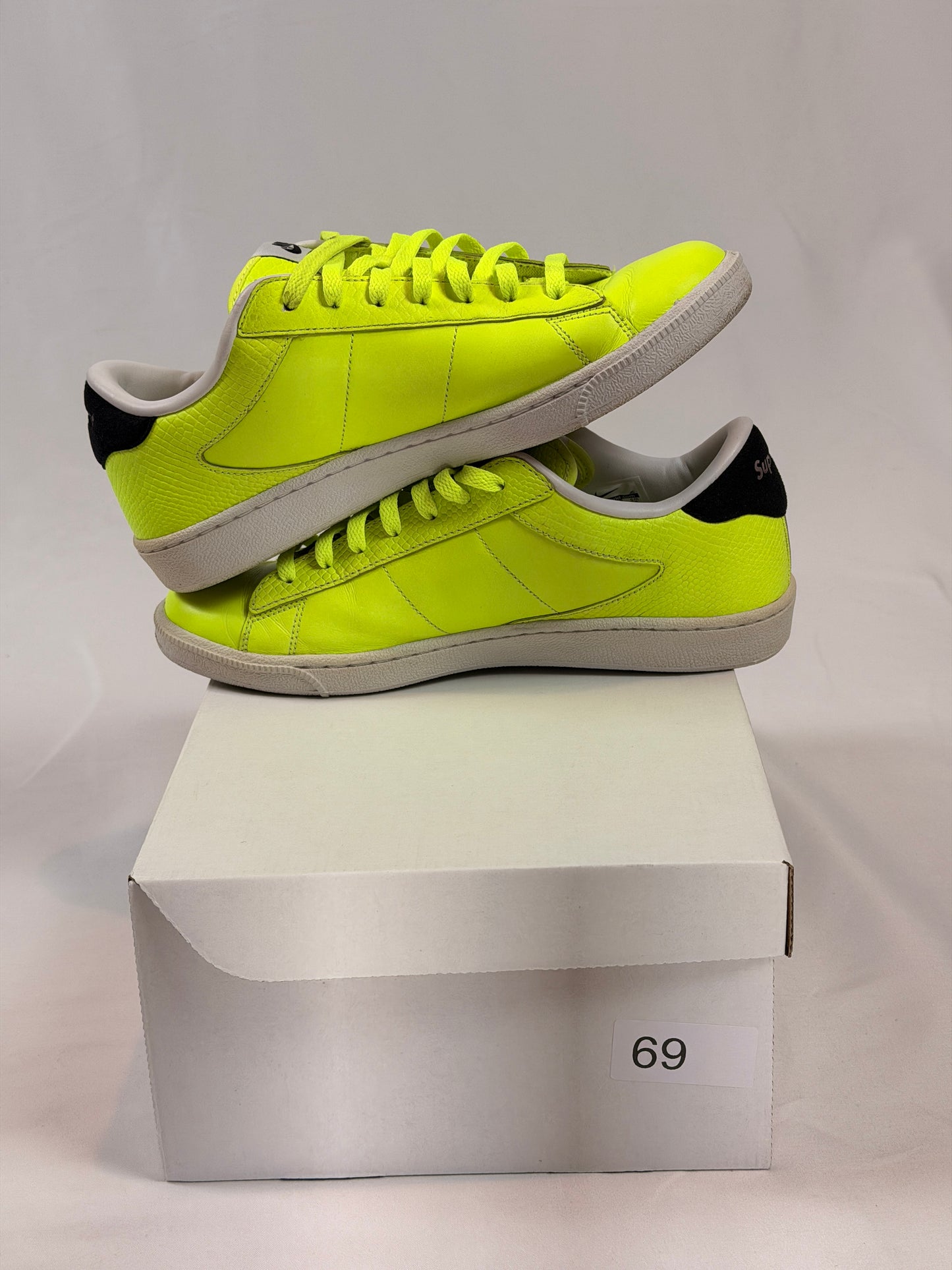 Nike SB Tennis Classic x Supreme Volt (2013) (Pre-Owned)