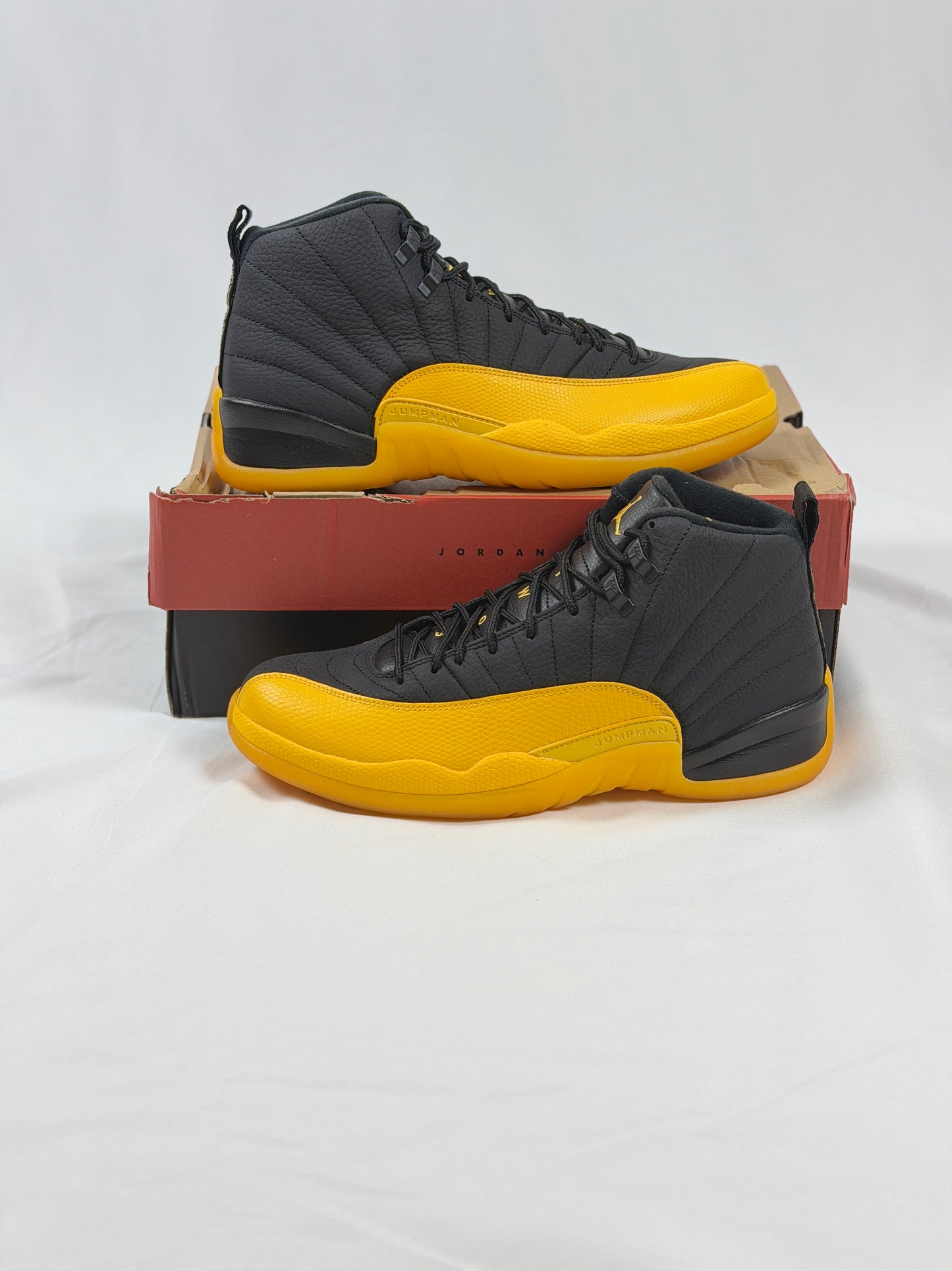 Jordan 12 Retro Black University Gold