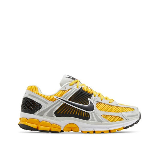 Nike Vomero Photon Dust University Gold