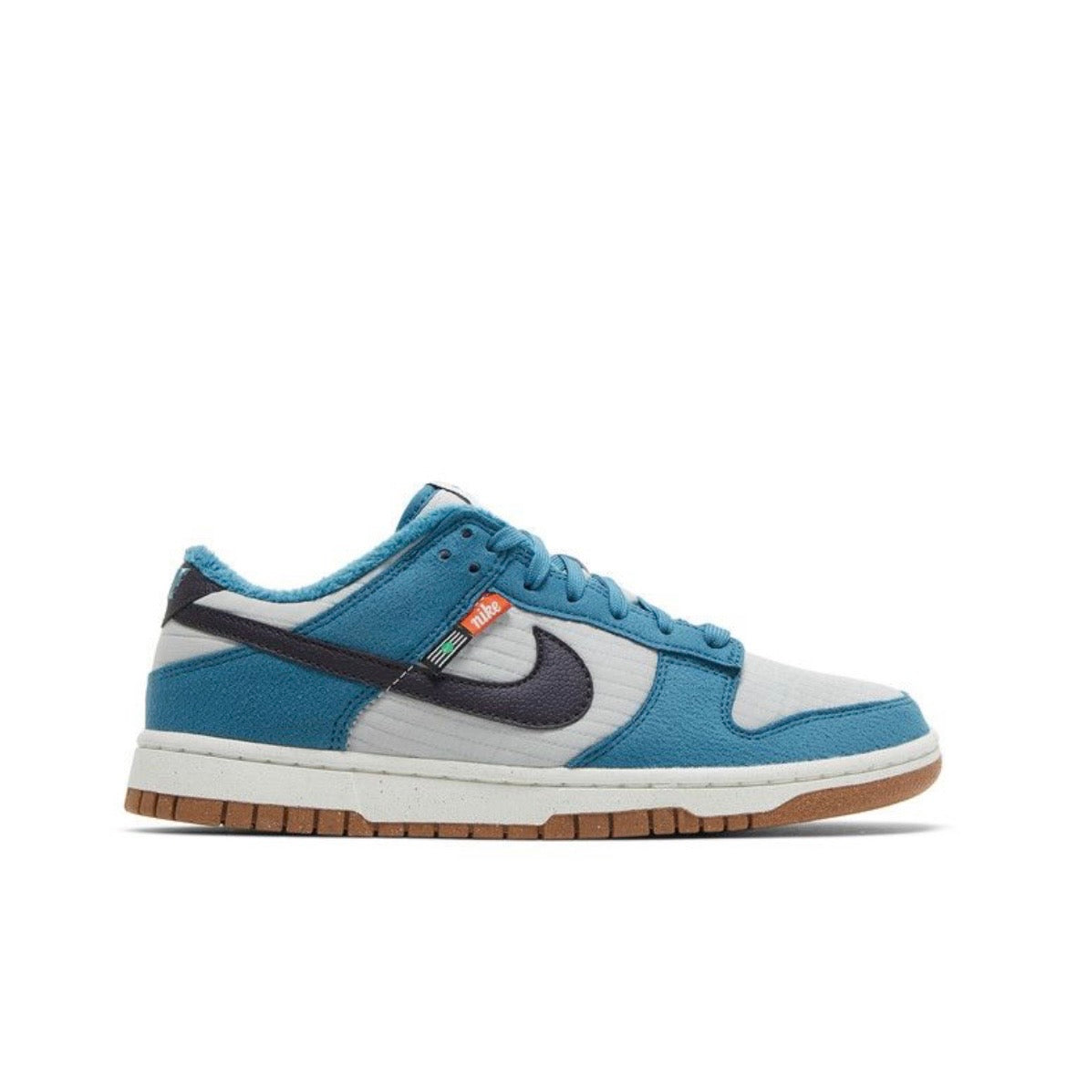 Nike Dunk Low SE Next Nature Rift Blue