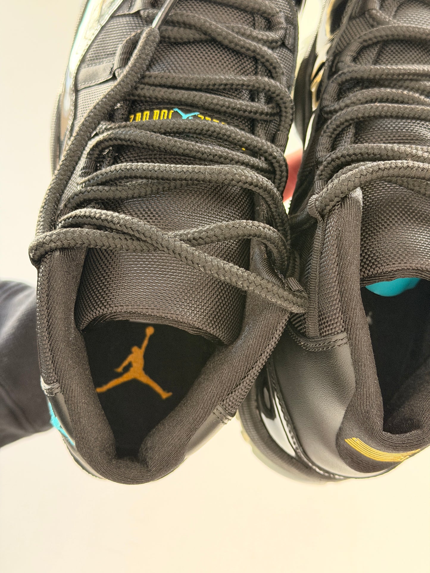 Jordan 11 Retro Gamma Blue (2013)(Pre-Owned)