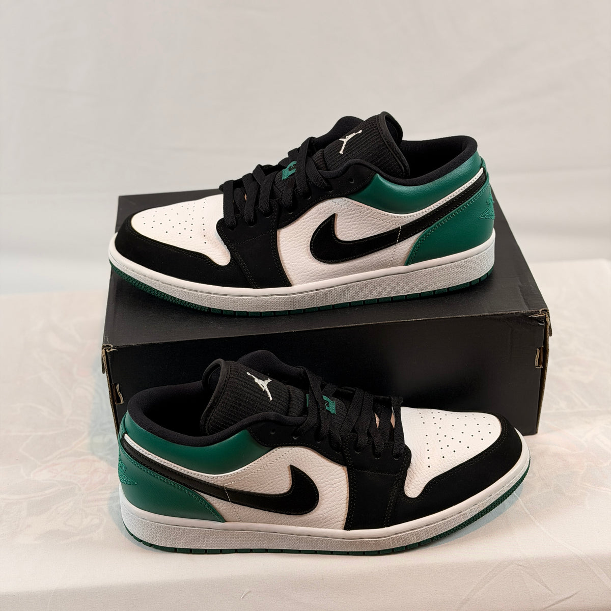 Jordan 1 Low Mystic Green (Pre-Owned)