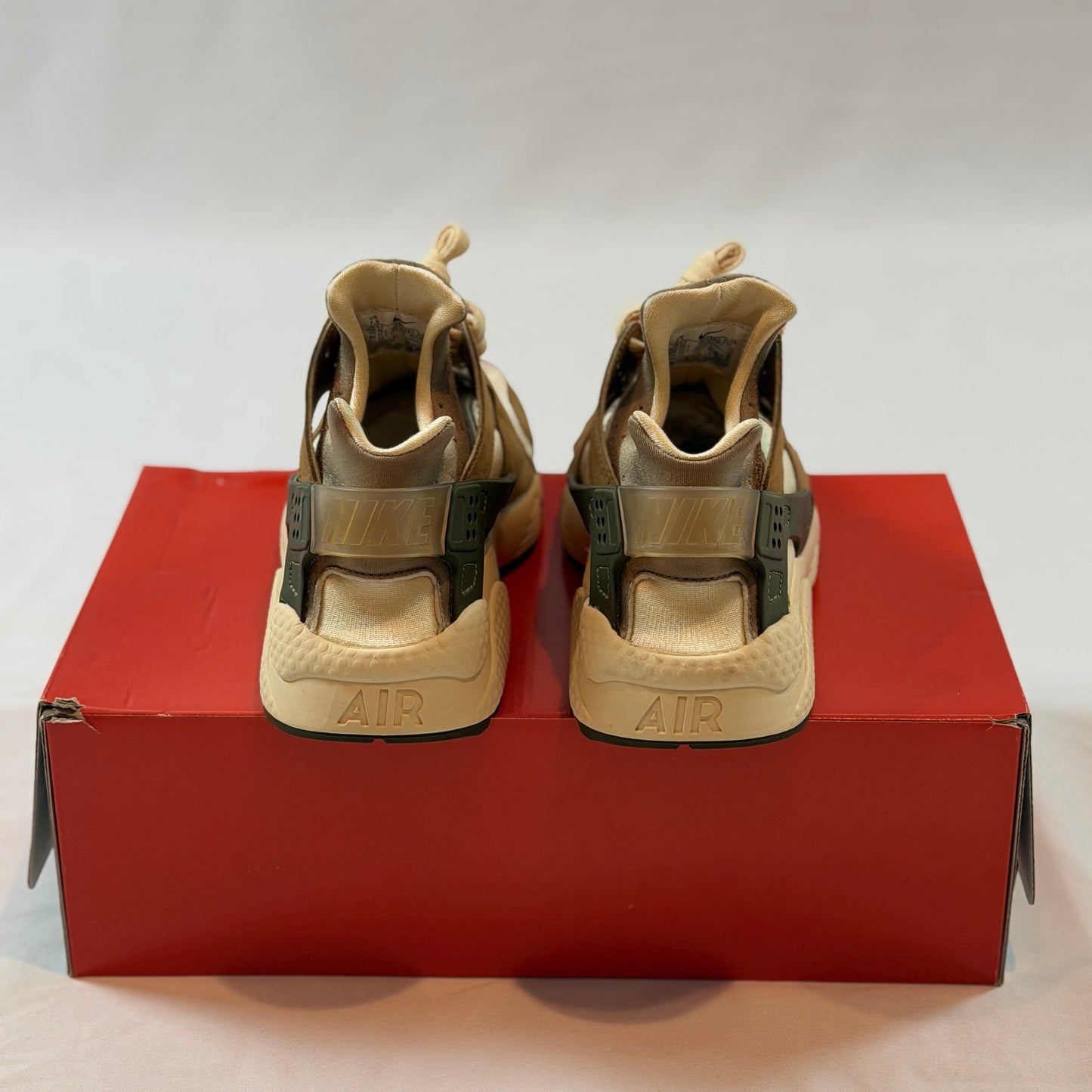 Nike Air Huarache Stussy Desert Oak (2021)(Pre-Owned)