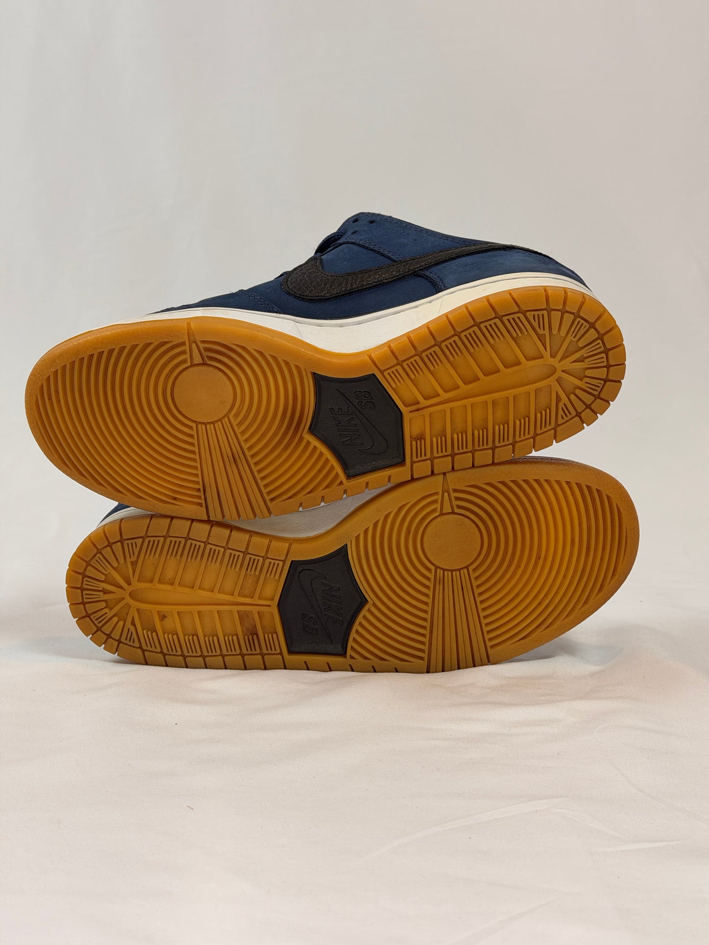 Nike SB Dunk Low Navy Black Gum (2019) (Pre-Owned)