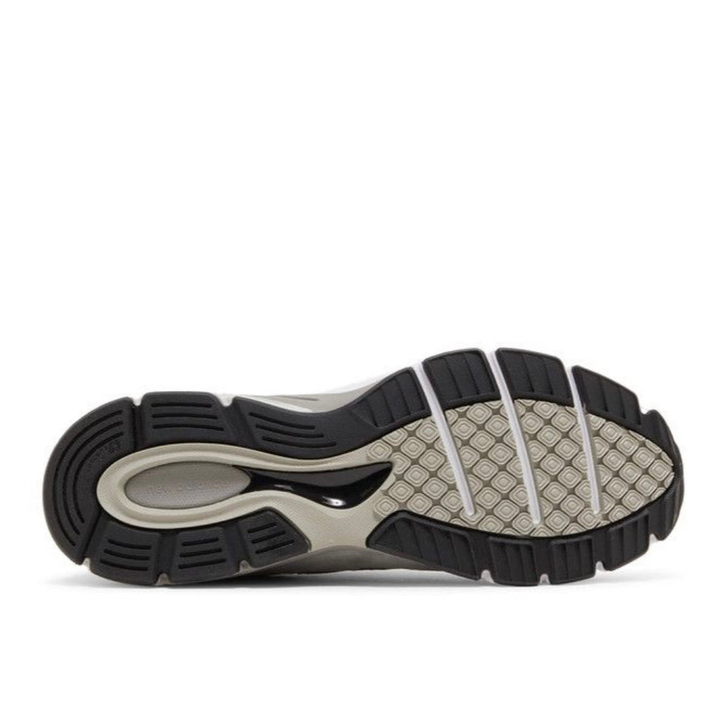 New Balance 990v4 MiUSA Grey Silver