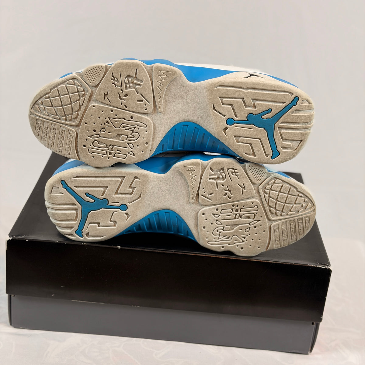 Jordan 9 Retro Powder Blue (Pre-Owned)