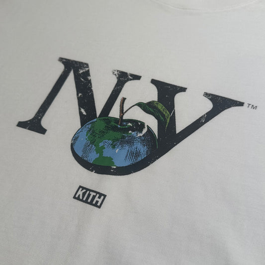 Kith Men’s New Era NY To The World White Tee