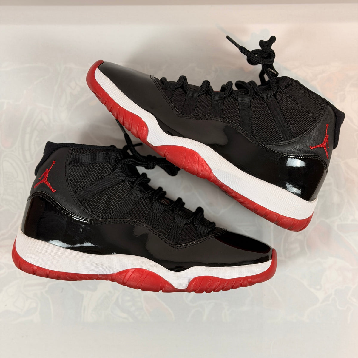 Jordan 11 Retro Playoffs Bred (2019) (Pre-Owned)